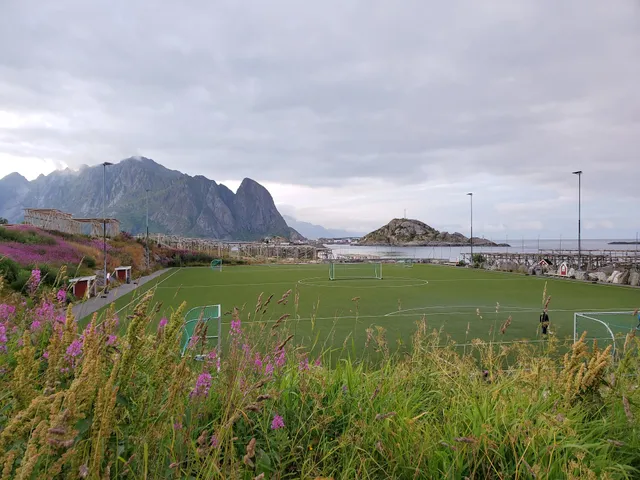 Reine Stadion