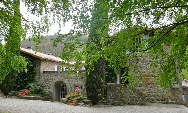 LE MOULINAGE CHABRIOL