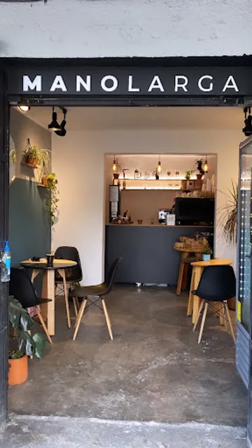 Manolarga Café