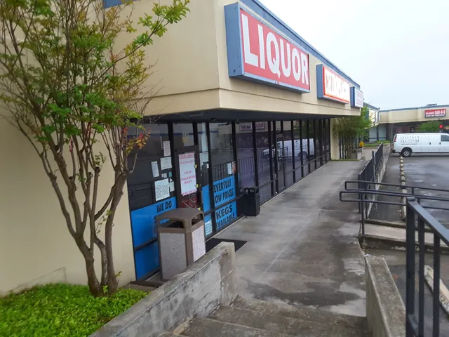 Village Oaks Shopping Center