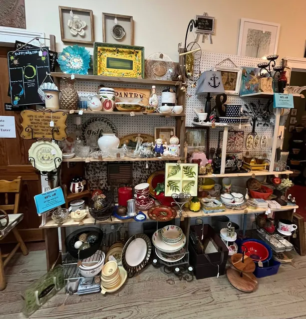 Gifts and Thrifts LLC