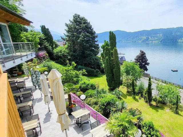 Pension SEDLAK direkt am Millstätter See: Hotel-Pension mit Zimmer, Appartements, Ferienwohnungen & Seezugang - Privatstrand.