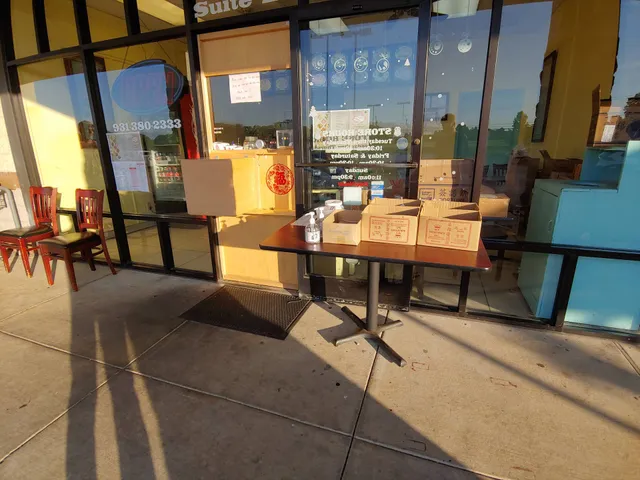 FARMERS/Saddletree Village