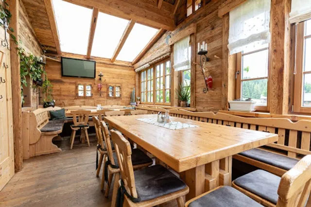 Almwirtshaus HOLDAHÜTT`N