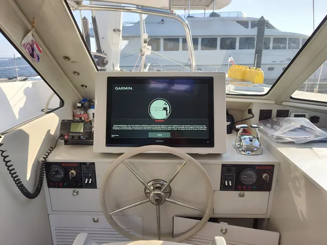 Newport Marine Outfitters & Electronics