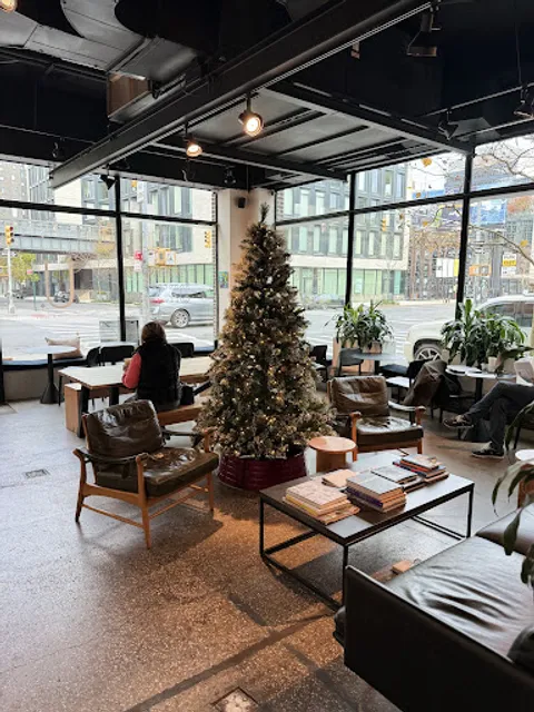 Urbana Cafe and Gallery