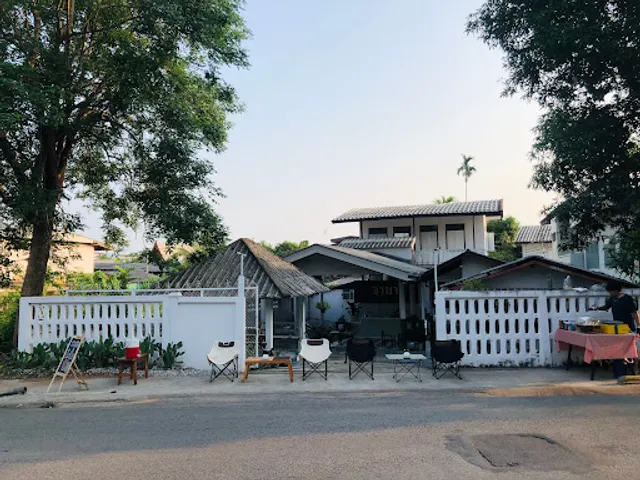 JAMA Cafe • Lamphun