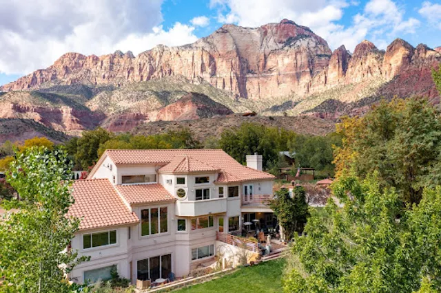 Zion Canyon Bed and Breakfast