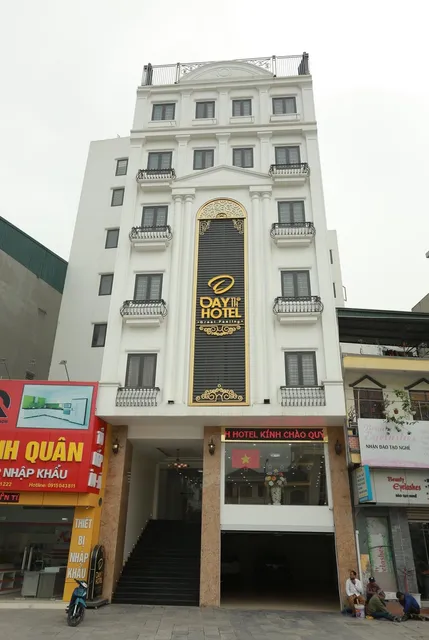 DAYTh Hotel