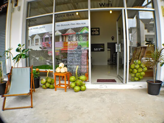 Detox Juice Bar in Phuket Thailand