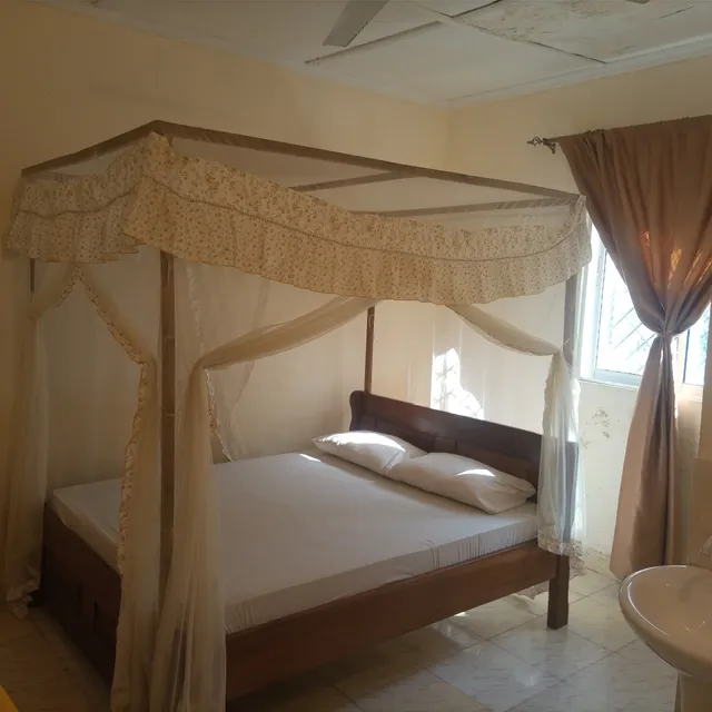 Bamburi Guest House
