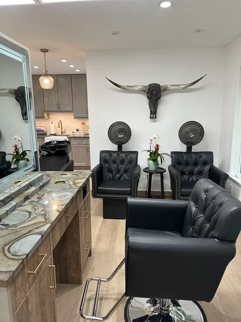 408 Center Street Salon