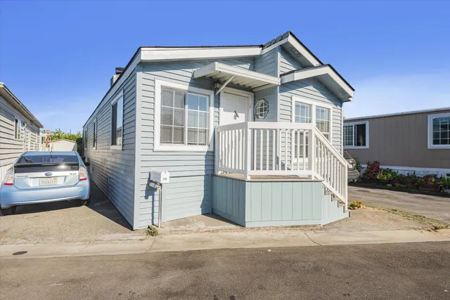 Harbor Village Mobile Home Park