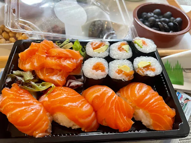 Yokisa Sushi & Bubble tea