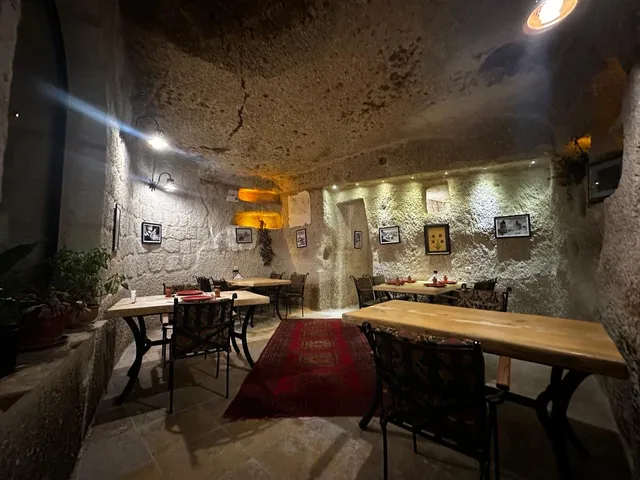 Kilim Cave Restaurant