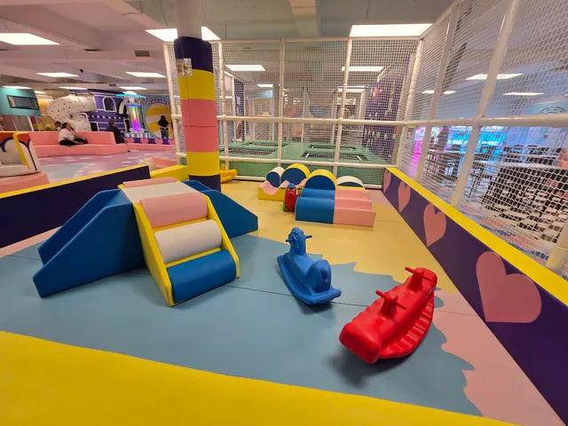 Wishlandia Playhouse and Café