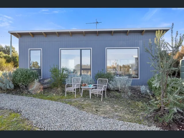 Flotsam Seaside Accommodation Dunalley