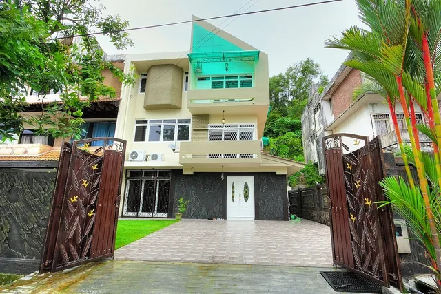 I Ville by Little Cabin