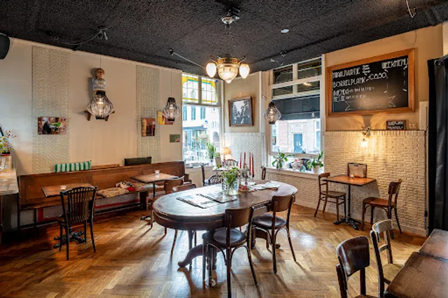 bijHein | Lunchcafé & Groepslocatie in het Hart van Amersfoort – Wanneer kom jij gezellig langs?