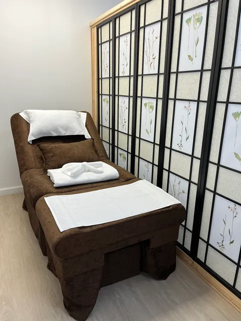 AW Massage Spa 百利痛症