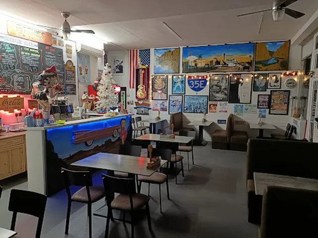 Ritchie’s Diner