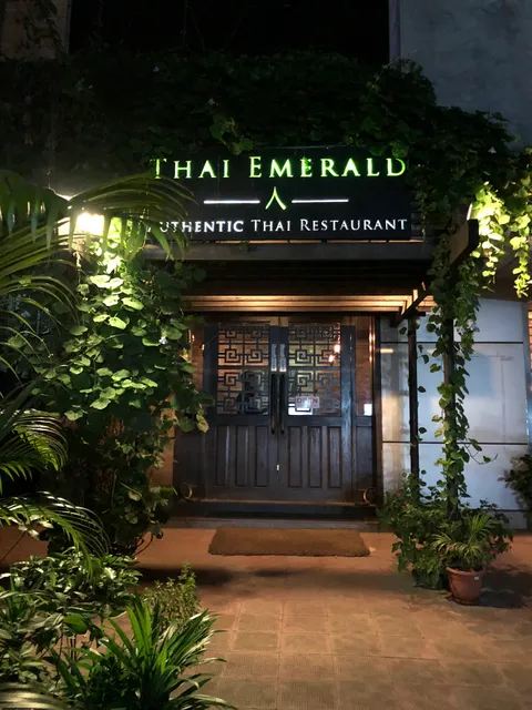 Thai Emerald Uttara