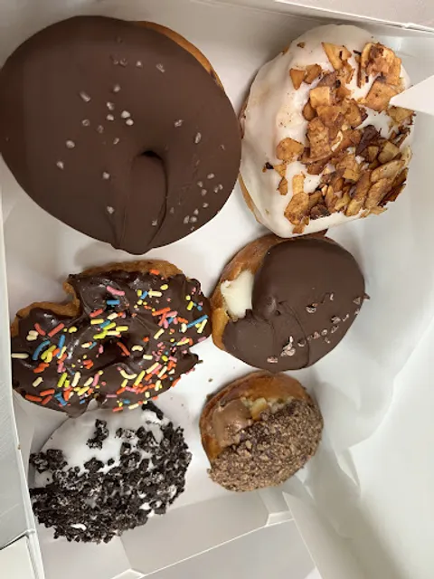 Toi’s Caribbean Baking Co.