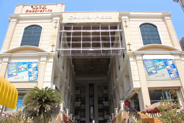 Capital O 12906 Amrutha Grand