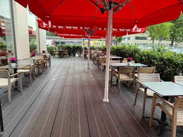 Five Guys Burgers and Fries Neumünster Designer Outlet