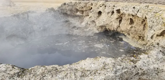 Paradise Valley Hot Spring