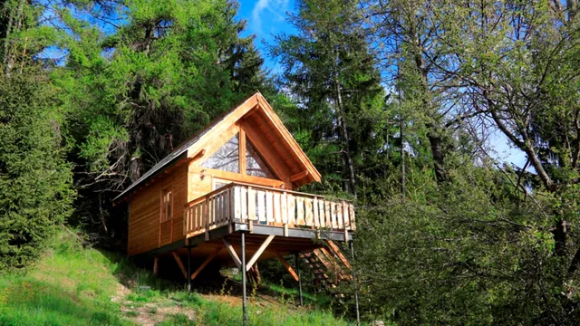 Les cabanes du domaine de l'Esperluette