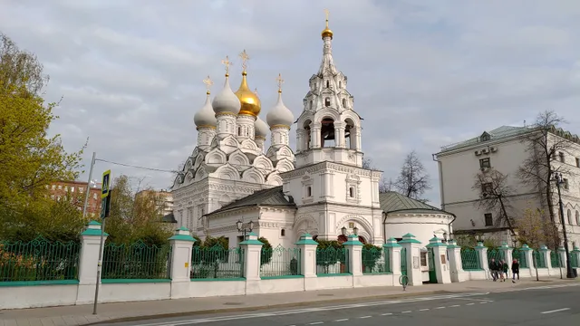 Khram Svyatitelya Nikolaya Mirlikiyskogo V Pyzhakh