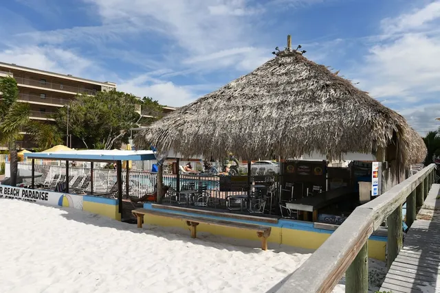 Bayview Plaza Waterfront Resort