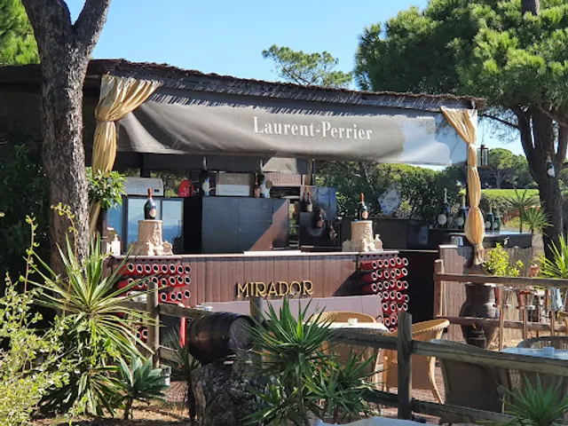 Mirador Champagne Bar