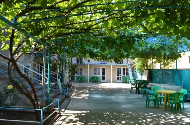 Guest House na Svobody 24