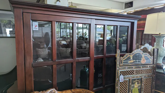 The Hunt Fine Consignment