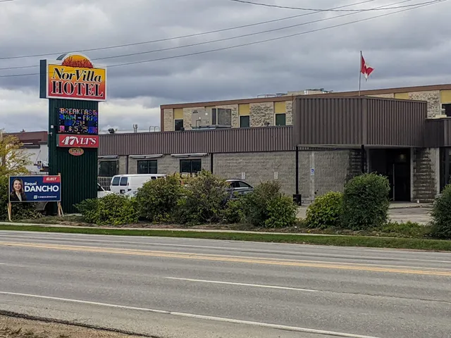 Nor-Villa Motor Hotel