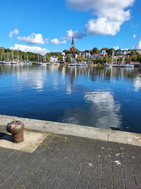 Stadtnah an der Förde 75 1