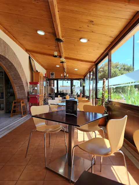 Restaurante Bar Mirasierra Color Verde,