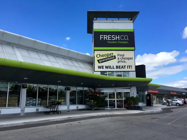 FreshCo Upper Middle & Walkers Line