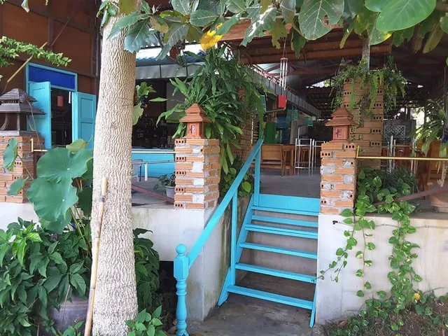 เรือนแพลำพูน