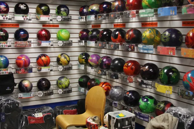McCorvey's Bowling World Pro Shop - Bull Run