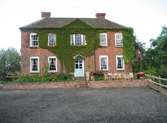 Orleton Court Bed & Breakfast