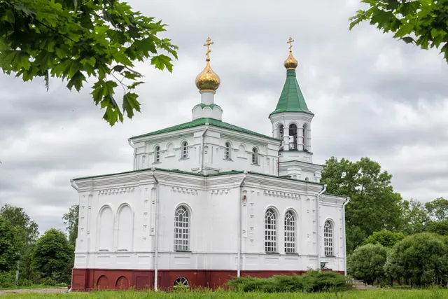 Tserkov' Pokrova Presvyatoy Bogoroditsy