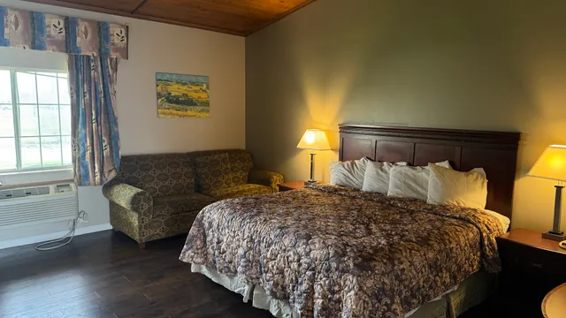 Town & Country Motel