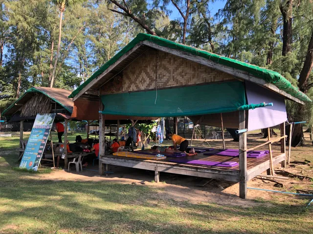 Thai Massage Hut