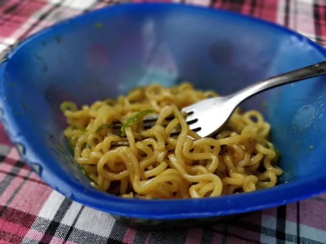 EAGLE cafe & Guest house