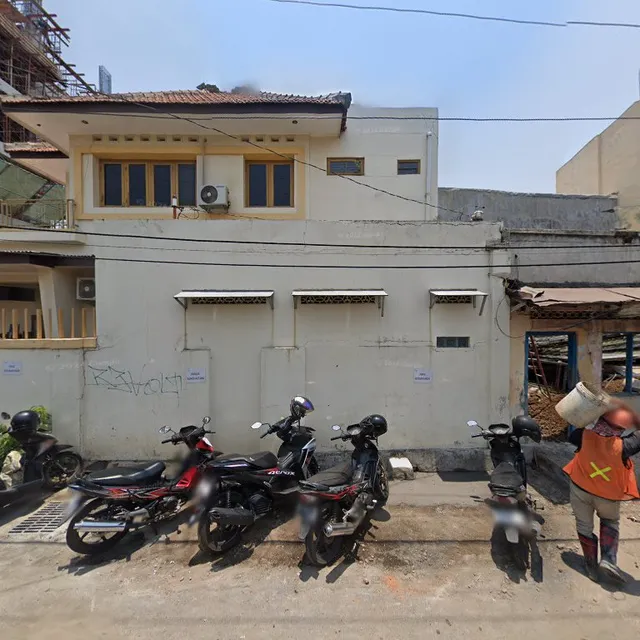 kost karonsih kemlayan