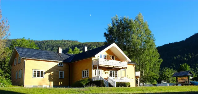 Dalen Bed & Breakfast