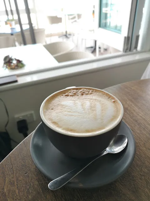 Backbeach Cafe & Restaurant